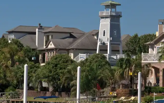 houses at league city texas