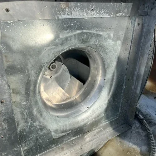 kitchen-hood-exhaust-fan-before-after-v0-3sfndep7yk8a1